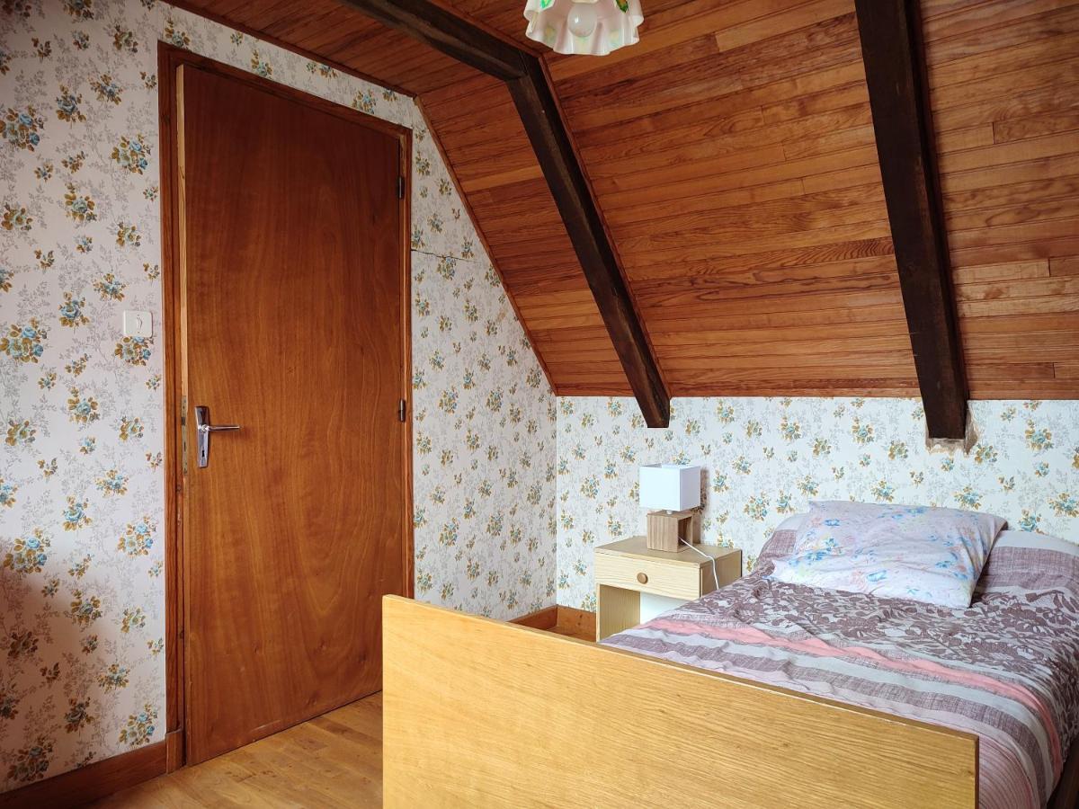 Maison Charmante A Florentin La Capelle Avec Jardin Et Vue Montagne Екстер'єр фото